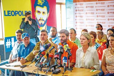 Madrid responde a Caracas; expulsa a embajador 