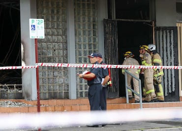 Hombre incendia sinagoga en Melbourne, Australia; Netanyahu y Herzog condenan los "ataques antisemitas"