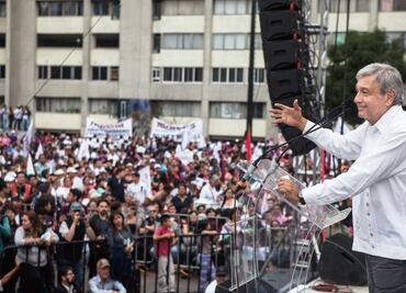 Celebra AMLO resultados de Morena en comicios