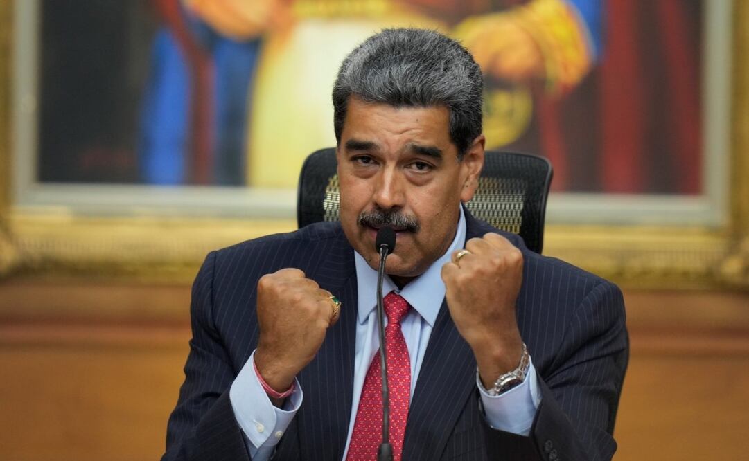 El presidente venezolano Nicolás Maduro hace gestos durante una conferencia de prensa en el palacio presidencial de Miraflores en Caracas, Venezuela, el 31 de julio de 2024, tres días después de su disputada reelección. Foto: AP