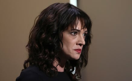 Acusan a Asia Argento de abuso sexual