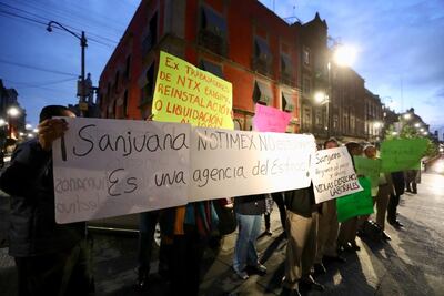Despedidos en Notimex protestan contra Sanjuana Martínez
