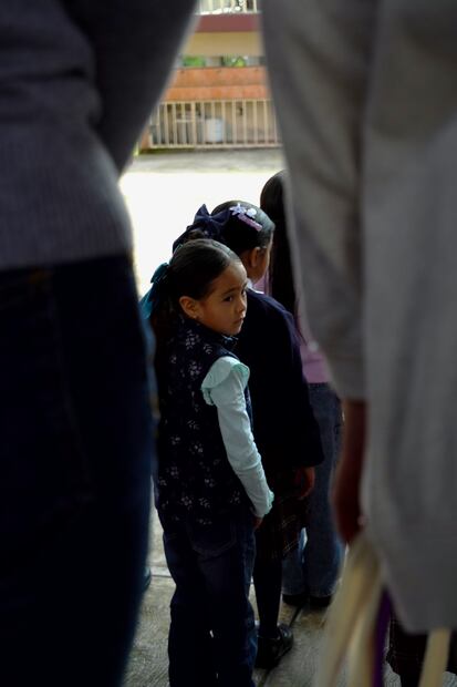 EL UNIVERSAL acompañó a Mía, nacida durante la pandemia de COVID-19 a su primer día de primaria. Foto: Emanuel Pardo