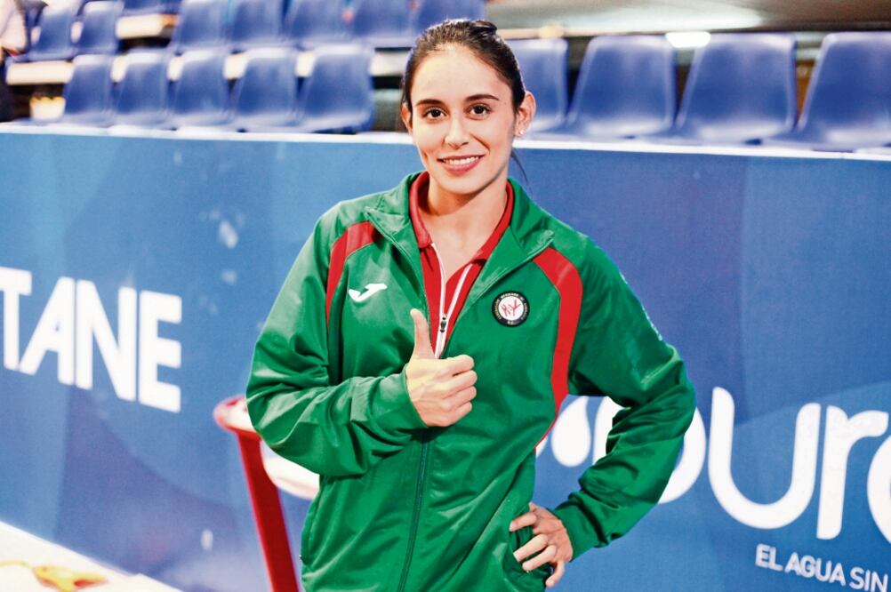 Elsa consideró que sería una lástima que México compitiera en Río 2016 con la bandera olímpica (YADIN XOLALPA. EL UNIVERSAL)