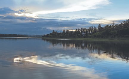 Lago de Guadalupe, entre descargas de aguas residuales y basura; desde 2004 es Área Natural Protegida en Edomex