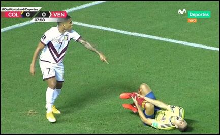 La brutal lesión del colombiano Santiago Arias vs Venezuela