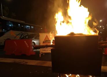 Tras operativo, vecinos de San Juanico cierran autopista México-Pachuca