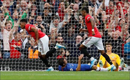 Manchester United humilla al Chelsea en partido inaugural 