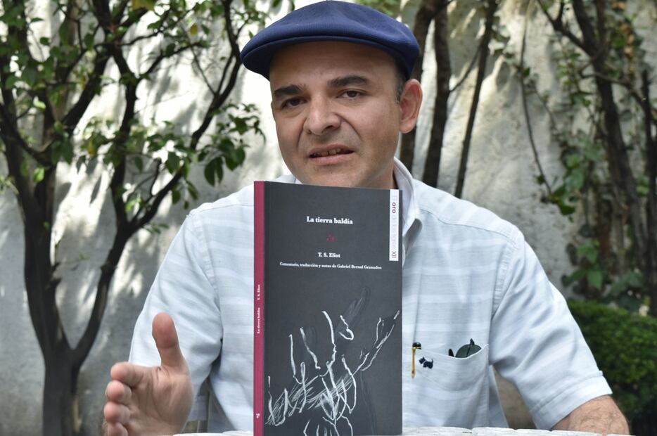 El escritor Gabriel Bernal Granados se encargó de traducir "La tierra baldía".
Foto: EL UNIVERSAL / Eduardo Castañeda
