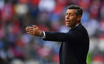 Pedro Caixinha desea vencer por primera vez a Santos