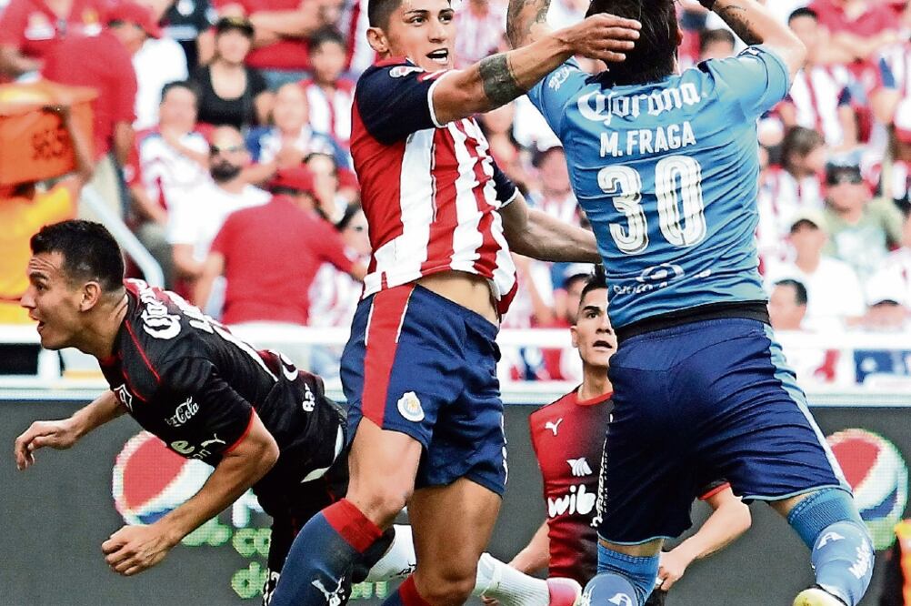 Almeyda apela a una mayor contundencia de su delantera, liderada por Pulido. (ULISES RUIZ BASURTO. EFE)