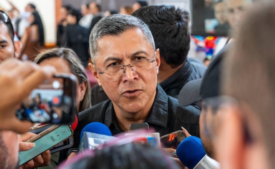 Amenazan a 13 policías presuntamente ligados a delincuencia en Sinaloa; SSP denuncia intento de desprestigio.
Foto: Especial.