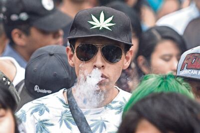 Científicos piden más recursos federales  