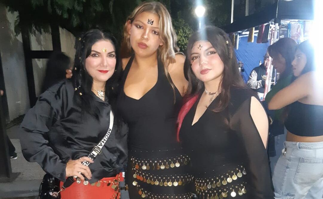 Fanáticas de Shakira visten de diferentes épocas. Foto: David Rosas Lira