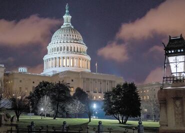 Irán se venga de EU: ataca bases militares en Irak