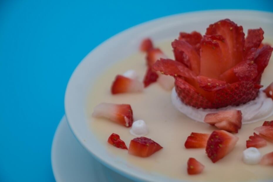 Cómo hacer panna cotta con fresas en casa