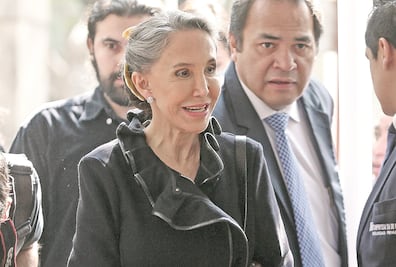 Urge a Florinda vender casa de Chespirito