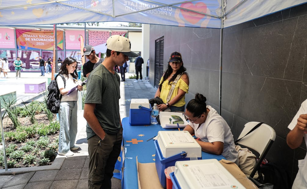 la meta es aplicar 1.7 millones de dosis a nivel nacional.| Foto: Gabriel Pano.