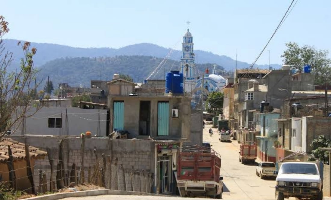 El secretario de Gobierno de Oaxaca dijo que se mantiene el diálogo con las autoridades de los municipios de San Juan Mazatlán y Santo Domingo Petapa para recuperar la paz social. Foto: Especial