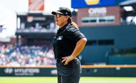 MLB: Jen Pawol hace historia al convertirse en la primera mujer umpire en Grandes Ligas; su gorra fue donada a Cooperstown