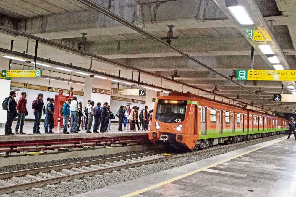 Asambleístas aseguran que a tres años del incremento en la tarifa de este transporte se desconoce el destino de más de 12 mil millones de pesos que han ingresado (ARCHIVO EL UNIVERSAL)