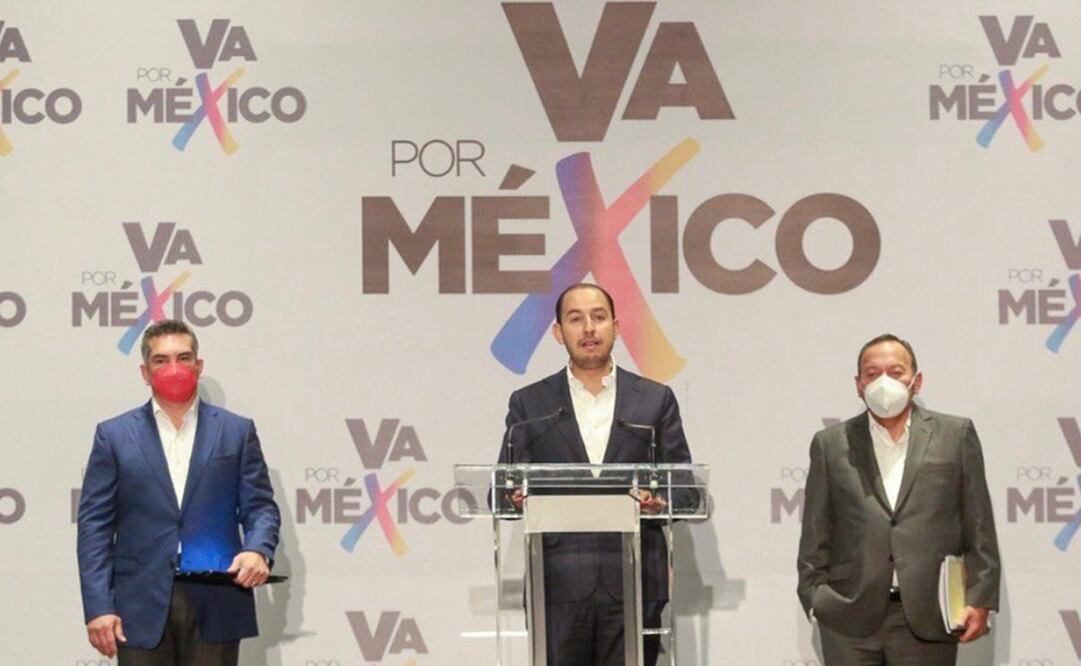 El líder priista, Alejandro Morena; el líder panista, Marko Cortés; y Jesús Zambrano, líder del PRD. Foto: Twitter @MarkoCortes