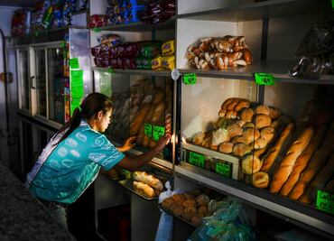 Caracas sufre apagón que el gobierno de Maduro atribuye a un "sabotaje"