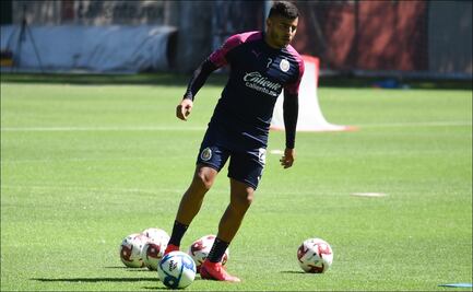 Alexis Vega abandona la práctica del Guadalajara