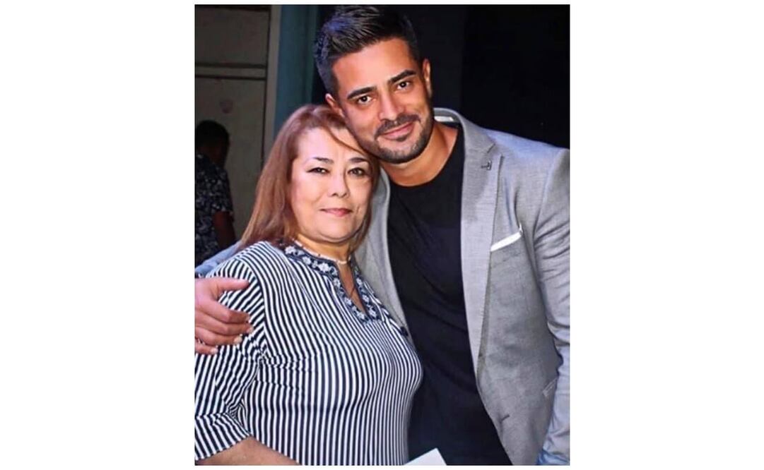 Ricardo Franco y su mamá. Foto: Instagram 