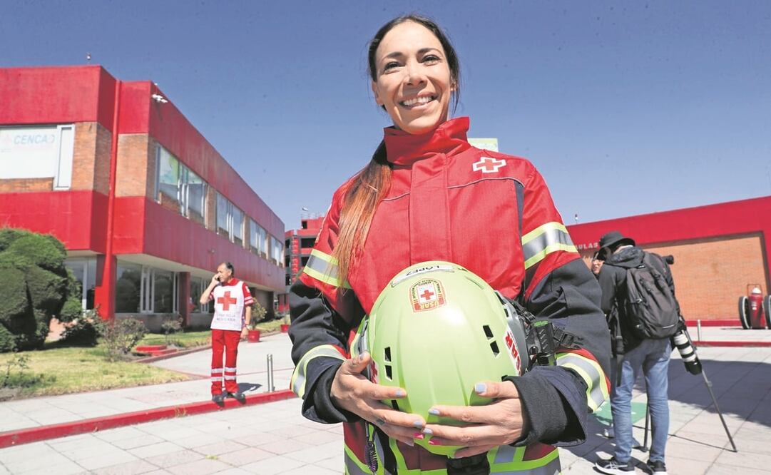 Leslie fue a Turquía con 15 compañeros más del equi-po de USAR de Cruz Roja Mexicana. Foto: Jorge Alvarado / EL UNIVERSAL