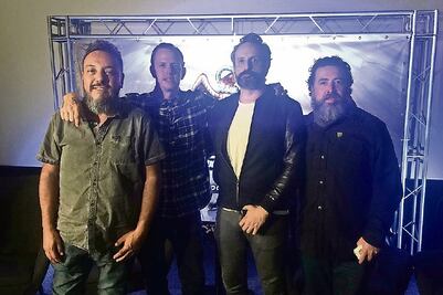 Molotov cuenta su historia con música