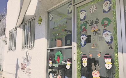 DIF olvida austeridad y rifa regalos de lujo a empleados