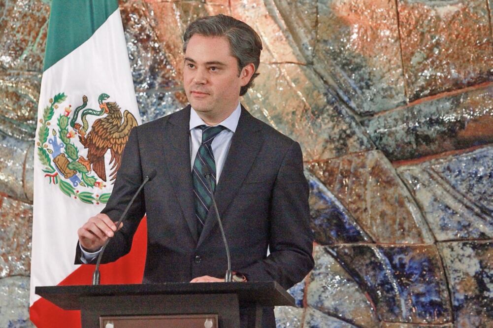 Aurelio Nuño Mayer, titular de la SEP, pide a la comunidad del IPN que atienda el llamado del director general del IPN, Enrique Fernández Fassnacht, para que los estudiantes reconsideren su posición (ARCHIVO EL UNIVERSAL)