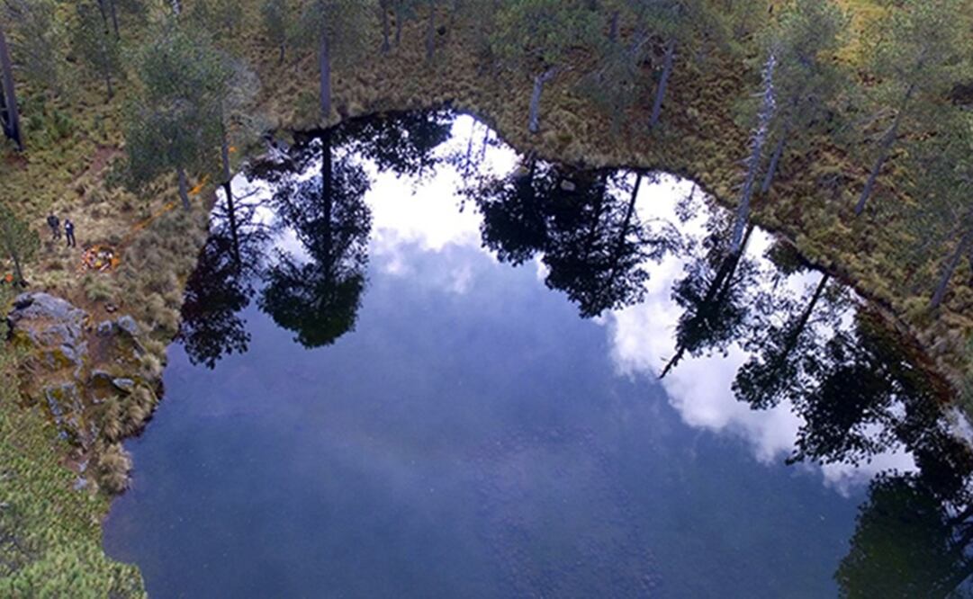 A las faldas del volcán, en el Nahualac, el INAH halló lo que podría ser un modelo miniatura del universo