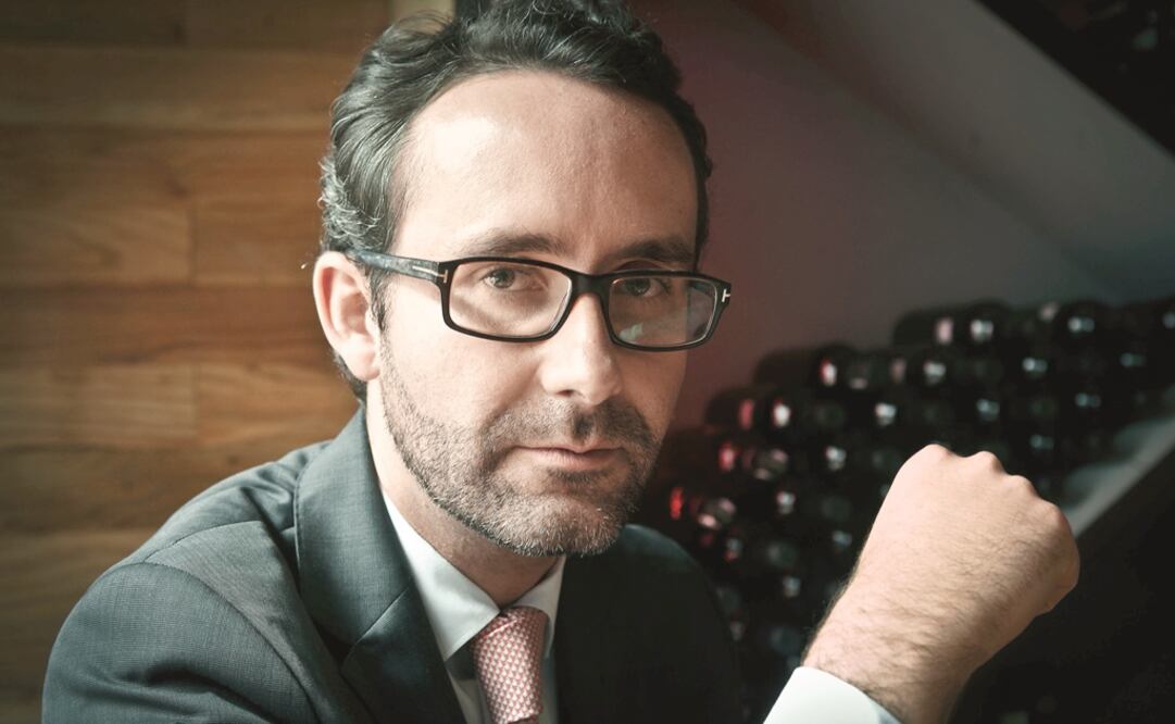 El cónsul general de México en Nueva York se inspiró en diferentes situaciones y personas que ha conocido en sus viajes. (ARCHIVO EL UNIVERSAL)