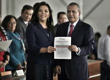 Beltrones y Monroy se registran para contender por el PRI