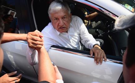 Intelectuales se deslindan de campaña sucia contra AMLO