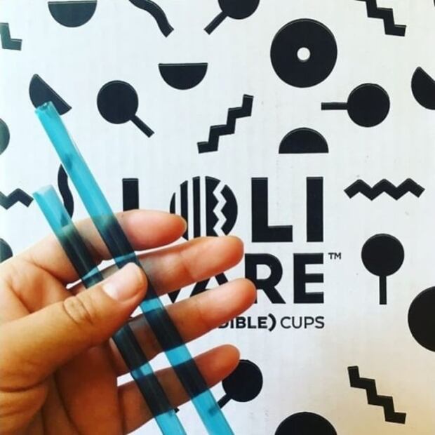 Reduce el uso de plástico con estos popotes comestibles