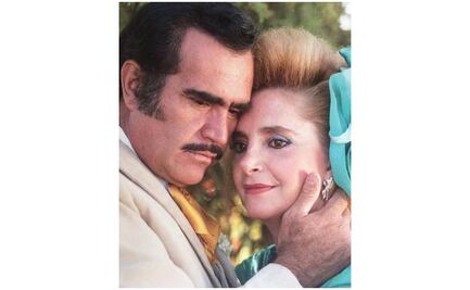 Vicente Fernández, un charro coqueto que no se ha librado del escándalo 