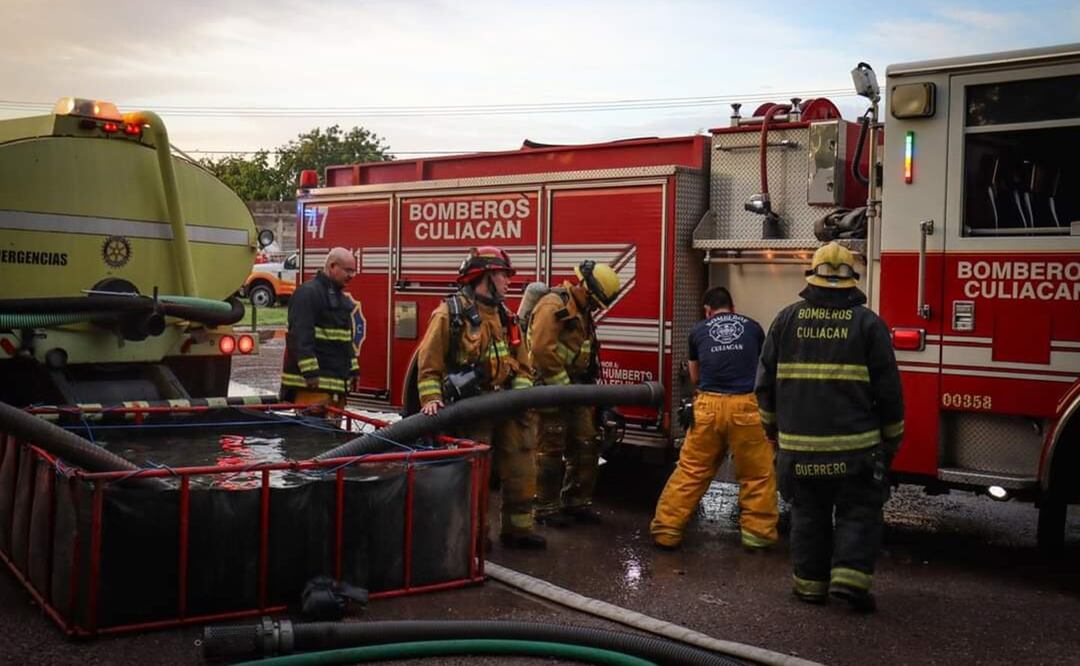 Evacuan a 120 personas en Culiacán por incendio en empresa de gas; no hay heridos. Foto: Especial