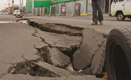 Peligran 15 mil viviendas por grietas en Iztapalapa