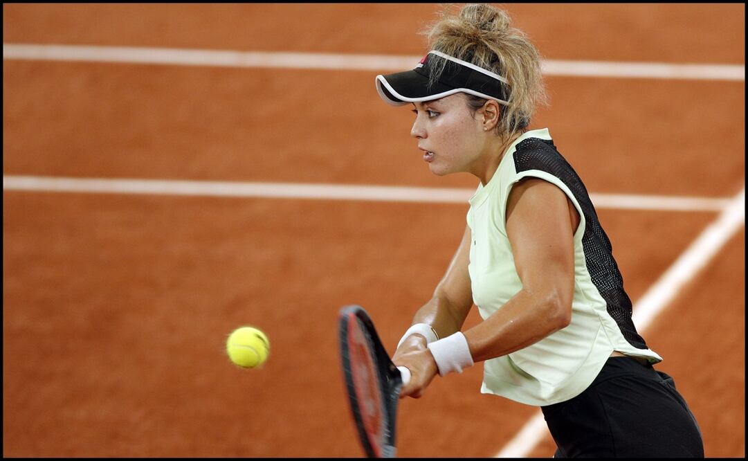 DEJÓ EL CORAZÓN EN PARÍS