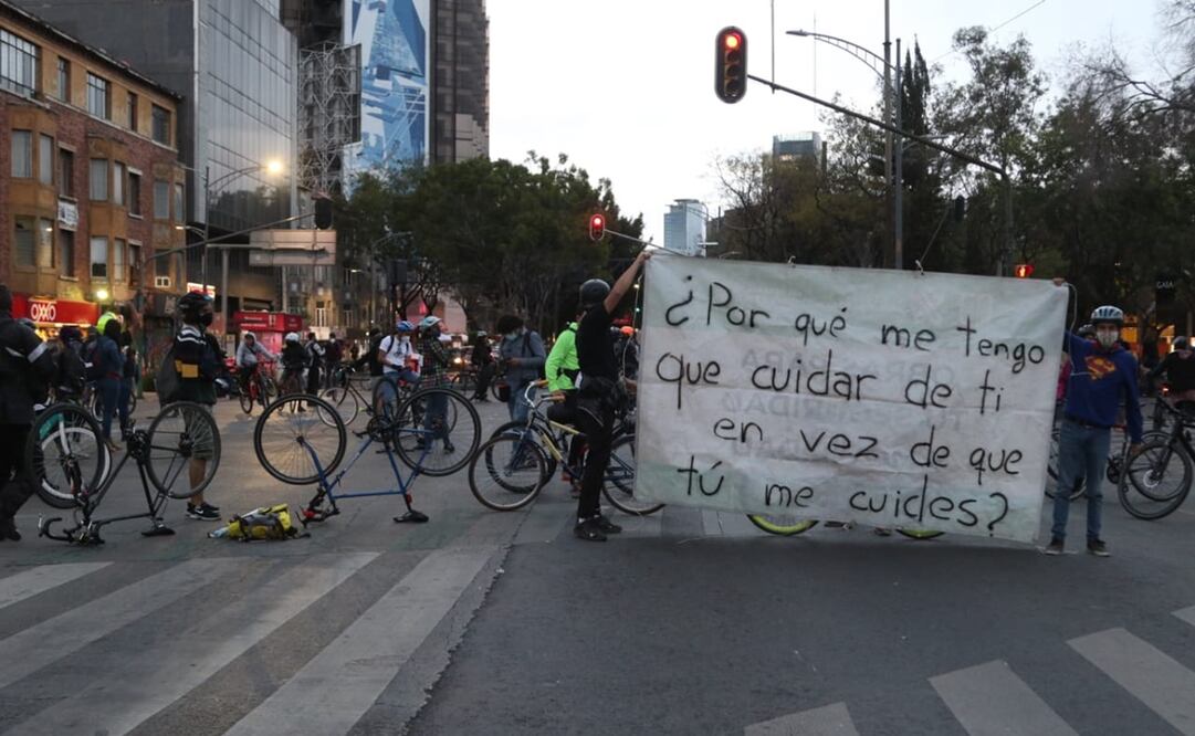 Hasta el momento únicamente mantienen el bloqueo a la espera de acciones siguientes. Foto: Carlos Mejía/EL UNIVERSAL 
