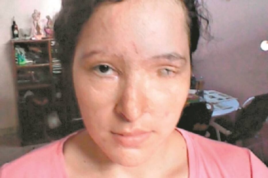 Amenaza. “Ahora eres un monstruo, tienes que volver conmigo”