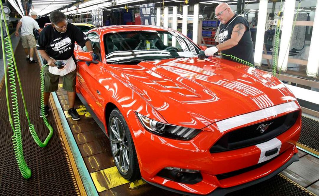 Este incremento podría deberse en parte a que retomaron las actividades los fabricantes de autos luego de una histórica huelga que afectó a los "tres grandes" de Detroit -Ford, GM y Stellantis- por seis semanas, destaca Shepherdson, economista jefe de Pantheon Macroeconomics.