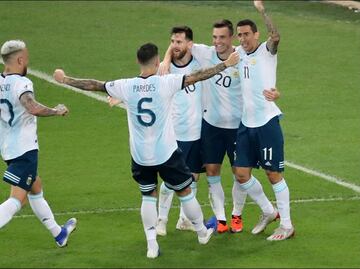 Argentina vence sin problemas a Venezuela y avanza a semifinales
