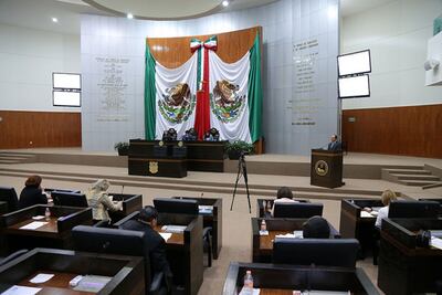 Diputados de Tamaulipas recibirán 100 mil pesos de bono navideño