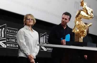 Jodie Foster se declara fan de Issa López y de las carnitas