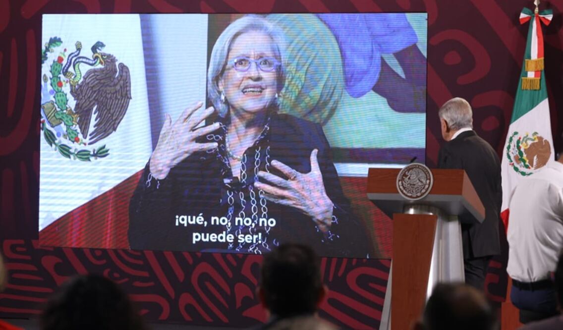 EL presidente Andrés Manuel López Obrador, escuchando los testimonios sobre lo ocurrido el 5 de abril en la embajada de México en Ecuador. Foto: Juan Boites