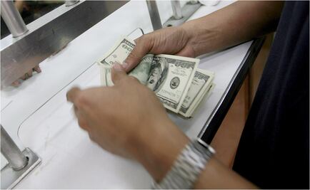 Dólar se vende en 18.92 pesos en casas de cambio del aeropuerto